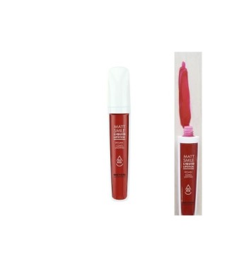 MATT LIQUID LIPSTICK COLOR 05 RED